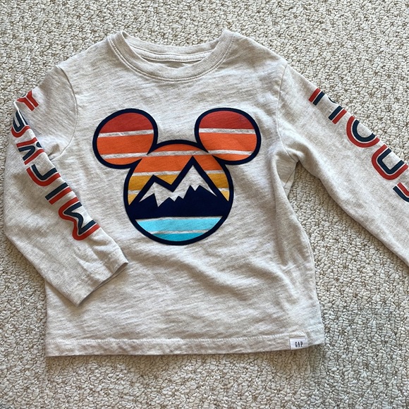 Gap Mickey Top - Picture 4 of 5